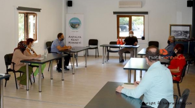 Kent Konseyi: Okulların en az yarısında hijyen sorunu yaşanıyor