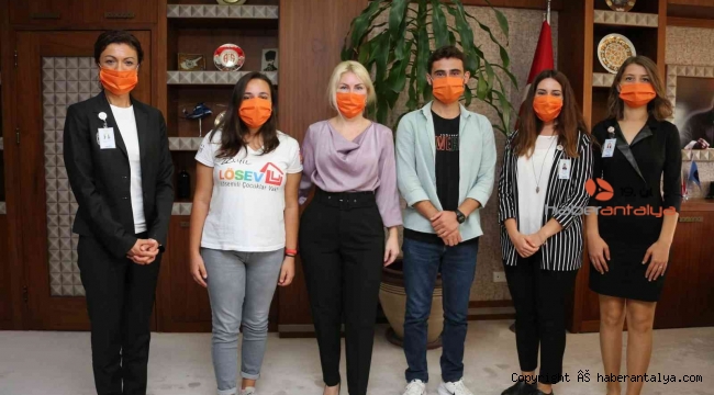 Lösemiyi yendiler çocuklara umut oldular