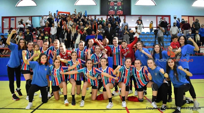 Mavi Kelebekler sahasında kazandı