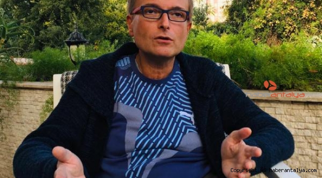 'Üç harfliler Mısır piramitlerinde adına kurban kesecek' diyerek dolandırmış