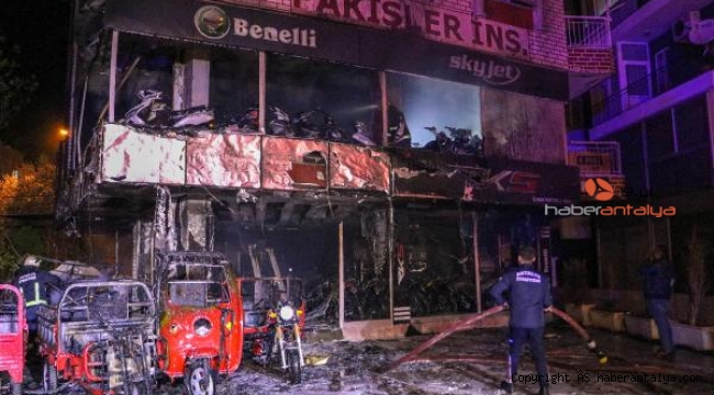 250 motosikletin küle döndüğü yangının kamera görüntüleri ortaya çıktı