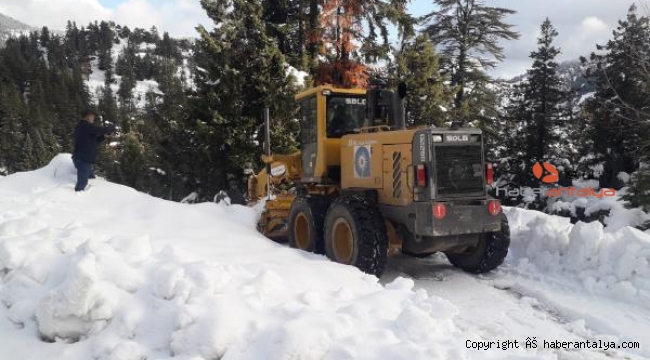 Alanya&#039;da yoğun kar mesaisi