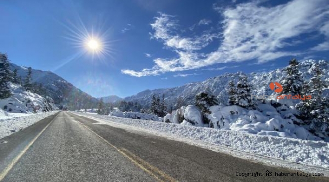 Antalya&#039;nın yüksek kesimlerinde kar manzarası