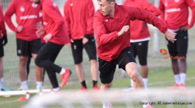 Antalyaspor, Konyaspor'u yenerek çıkışını sürdürmek istiyor