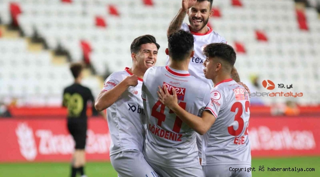 Antalyaspor kupada gençlere emanet