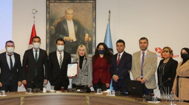 AÜ Bilgi İşlem Daire Başkanlığı'na Bilgi Güvenliği Yönetim Sistemi Sertifikası
