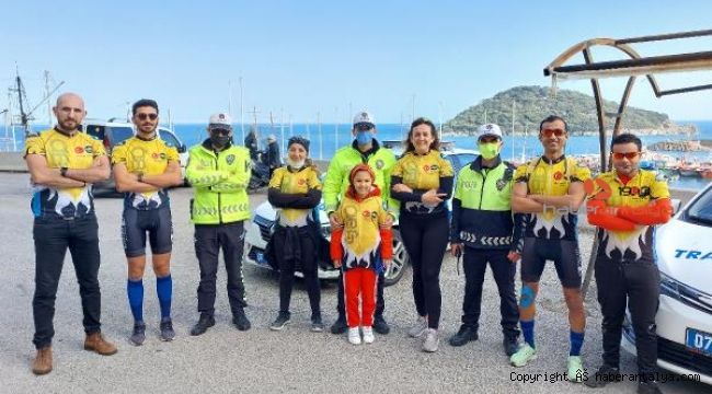 Bisikletlilerden &#039;Trafikte Bisiklet Var&#039; etkinliği
