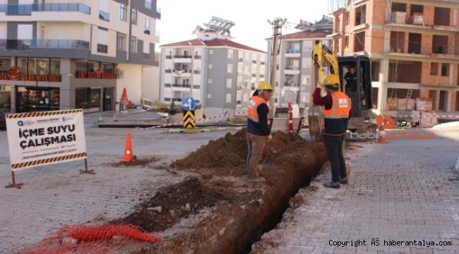 Elmalı'da 4 mahallede 5500 metre hat yenilendi