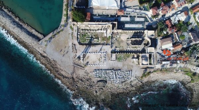 Evin altında 7'nci yüzyıla ait sinagog bulundu