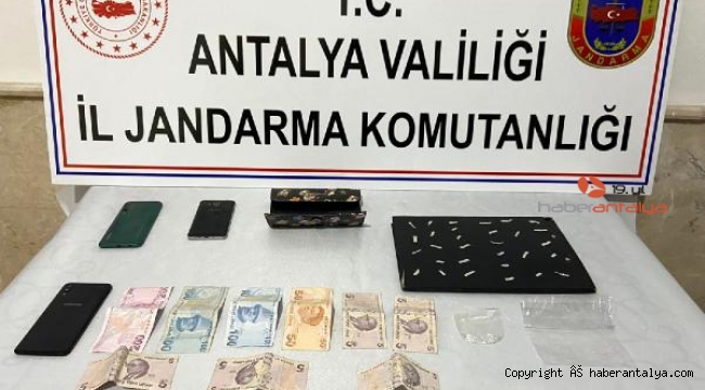 Finike'de uyuşturucu operasyonu