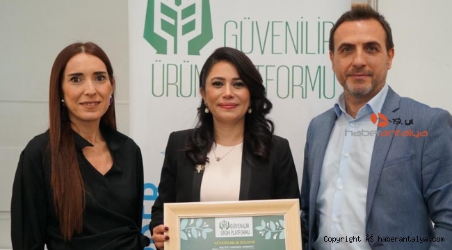'Güvenilir Markalar Konuşuyor'da arı ürünleri masaya yatırıldı