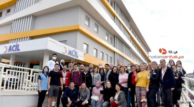 Hastanede aksiyon filminden esintiler 