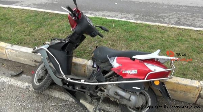 Kamyonetiyle motosikletliye çarpıp, kaçtı