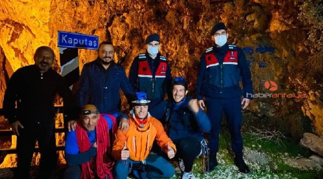 Kaş'ta kayıp doğa yürüyüşçüleri bulundu