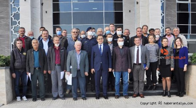 Kaymakam Sağ, muhtarlarla buluştu
