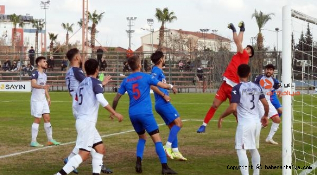 Kepez Belediyespor, zirveyi bırakmıyor