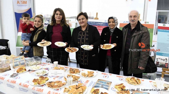 Muratpaşa&#039;da Yerli Malı Haftası kutlaması