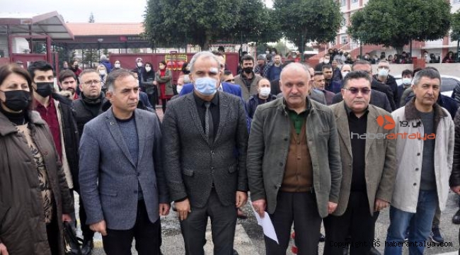 Okul müdürünü darbettiği iddiasıyla gözaltına alındı