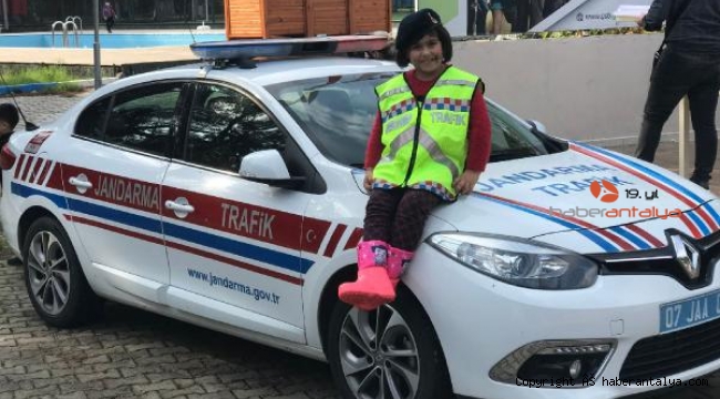Otizmli özel bireyler hem eğlendi hem öğrendi