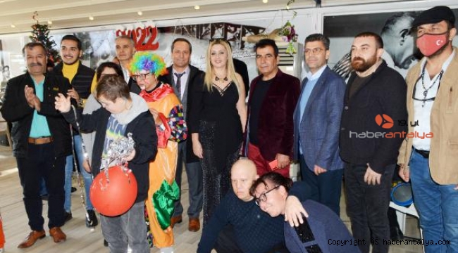 Özel bireyler, yeni yılı karşıladı