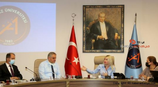 Rektör Özkan'dan Kalite Komisyonu Üyeleri'ne teşekkür