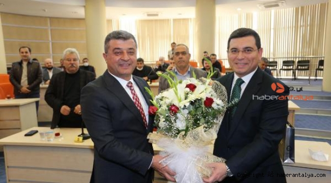 Tütüncü: Biz esnafımızı destekleriz