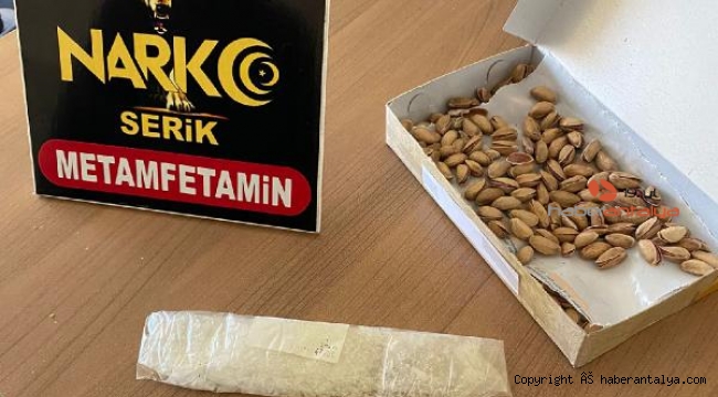 Uyuşturucuyu kargoyla fıstık paketinde gönderdiler