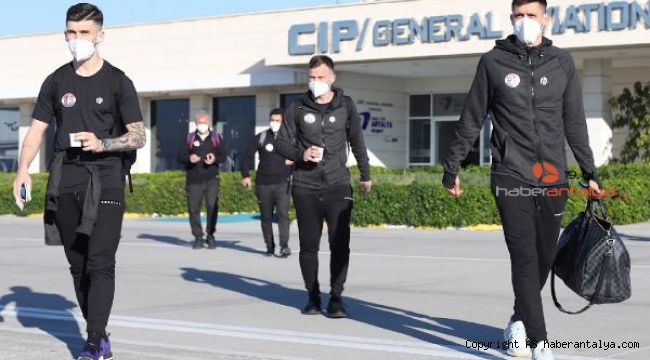 Antalyaspor kuapaya uçtu