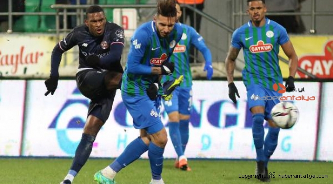 Antalyaspor'da galibiyet hasreti plakaya yükseldi