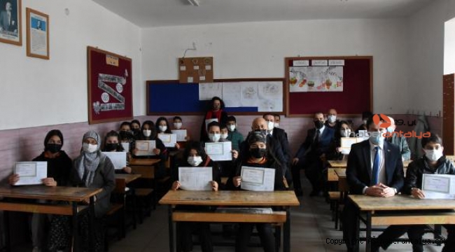 Demre'de karneler kaymakam ve başkandan