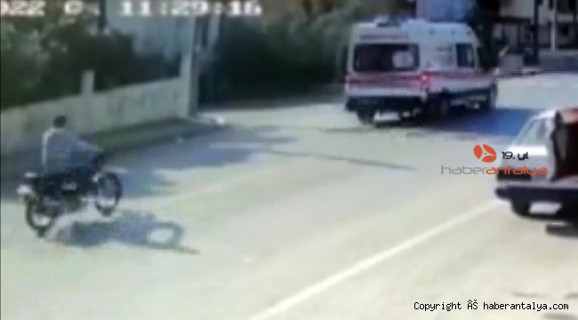 Eşini taşıyan ambulansı takip ederken kaza yaptı; kızı doğduktan 3 gün sonra öldü !