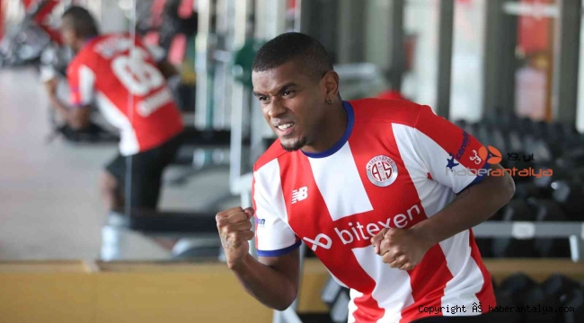 Fernando Lucas Martins, resmen Antalyaspor'da