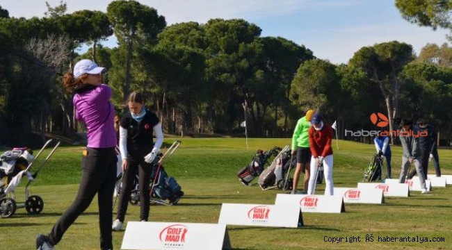 Golf Milli Takımı hazırlıklarını Belek'te sürdürüyor