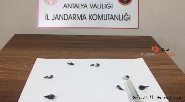 Jandarma uyuşturucuya geçit vermedi