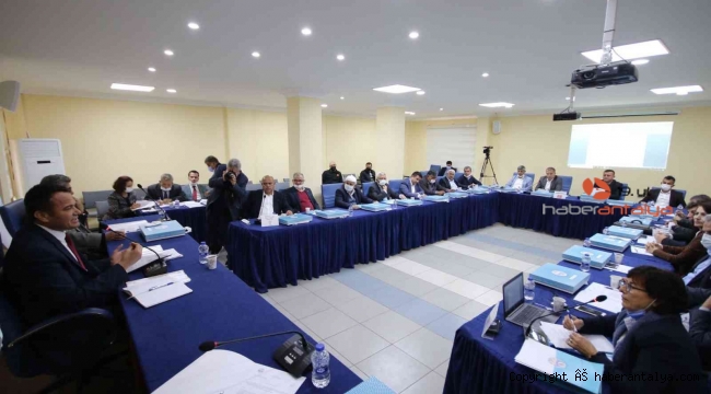 Kaş Belediyesi'nde yılın ilk meclis toplantısı