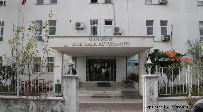 Manavgat İlçe Kütüphanesi'nde okuyucu sayısı azaldı