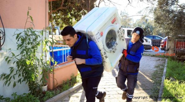 Muğla'da aşırı yağış mağdurlarının ihtiyaçları karşılanıyor