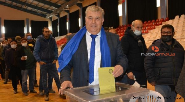 Ünal Ersan başkan seçildi