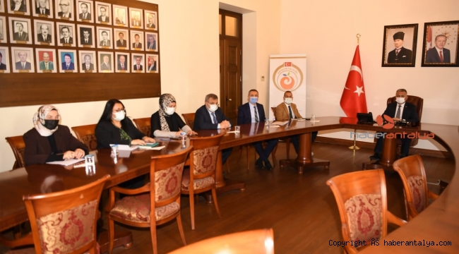 Vali Yazıcı'dan hatırlatma dozu uyarısı
