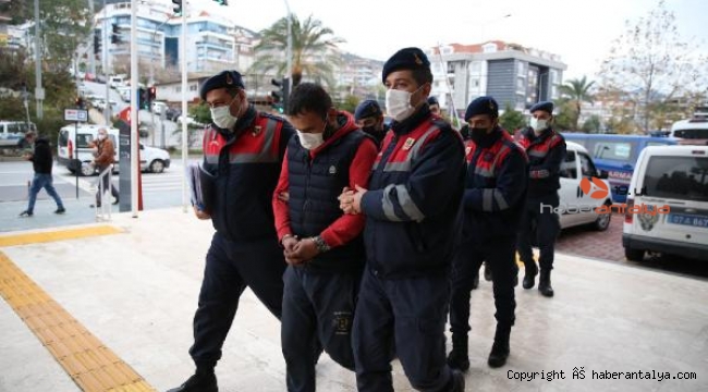 Alanya'da inşaat hırsızları yakalandı