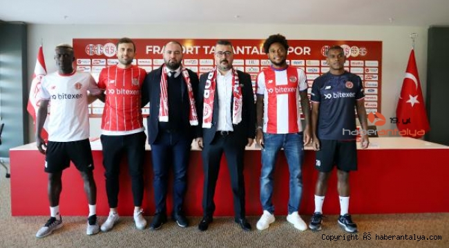Antalyaspor'da yeni transferler kamera karşısında