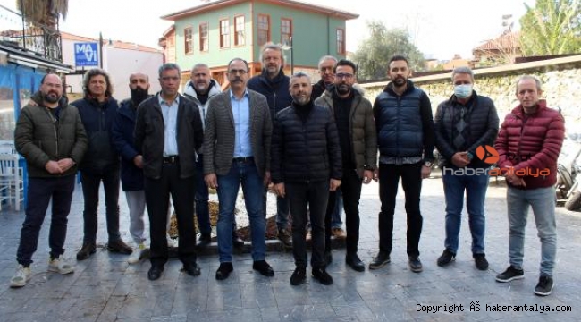 Dilenciler esnafın canına tak etti !