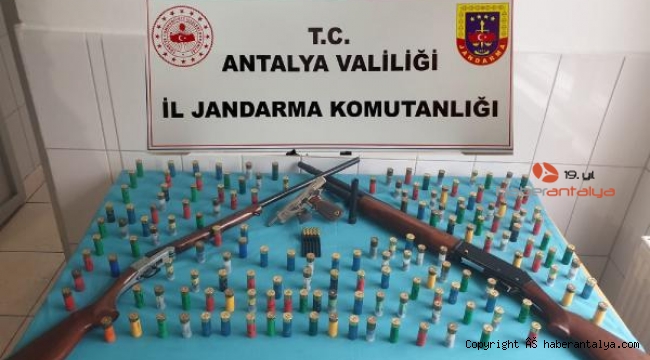 Ev ev değil cephanelik !