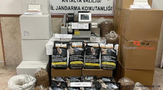 Evde sigara dolum atölyesi kurmuşlar