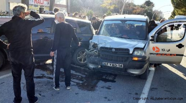Gazipaşa'da kaza: 3 yaralı
