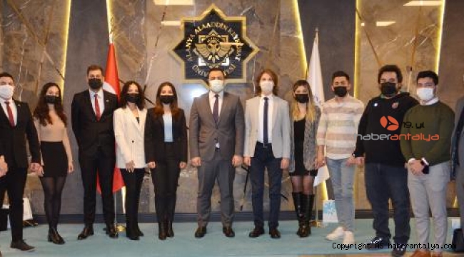 Gençlik Meclisi destek arayışlarını sürdürüyor