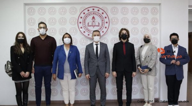 Gençlik Meclisi, Milli Eğitim Müdürü Er'i ziyaret etti