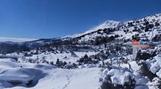 Kaş yaylalarında kar manzarası