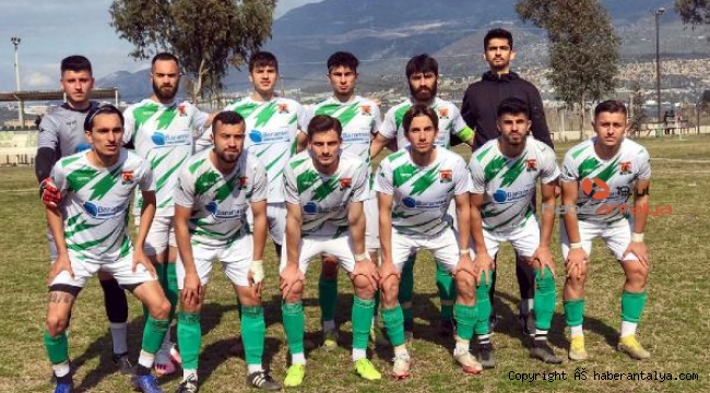 Kınıkspor, Finikespor'u 3-2 yendi