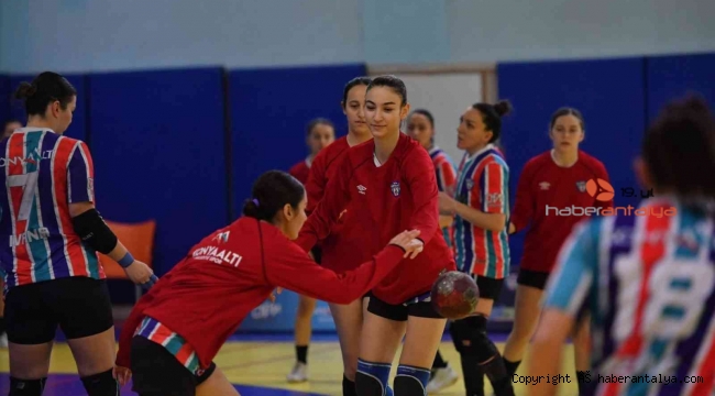 Konyaaltı galibiyet serisi peşinde